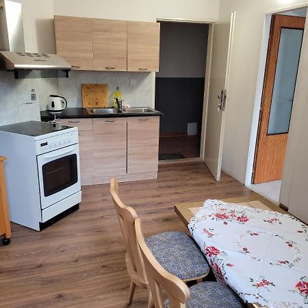Studentska Apartments Karlovy Vary Ngoại thất bức ảnh