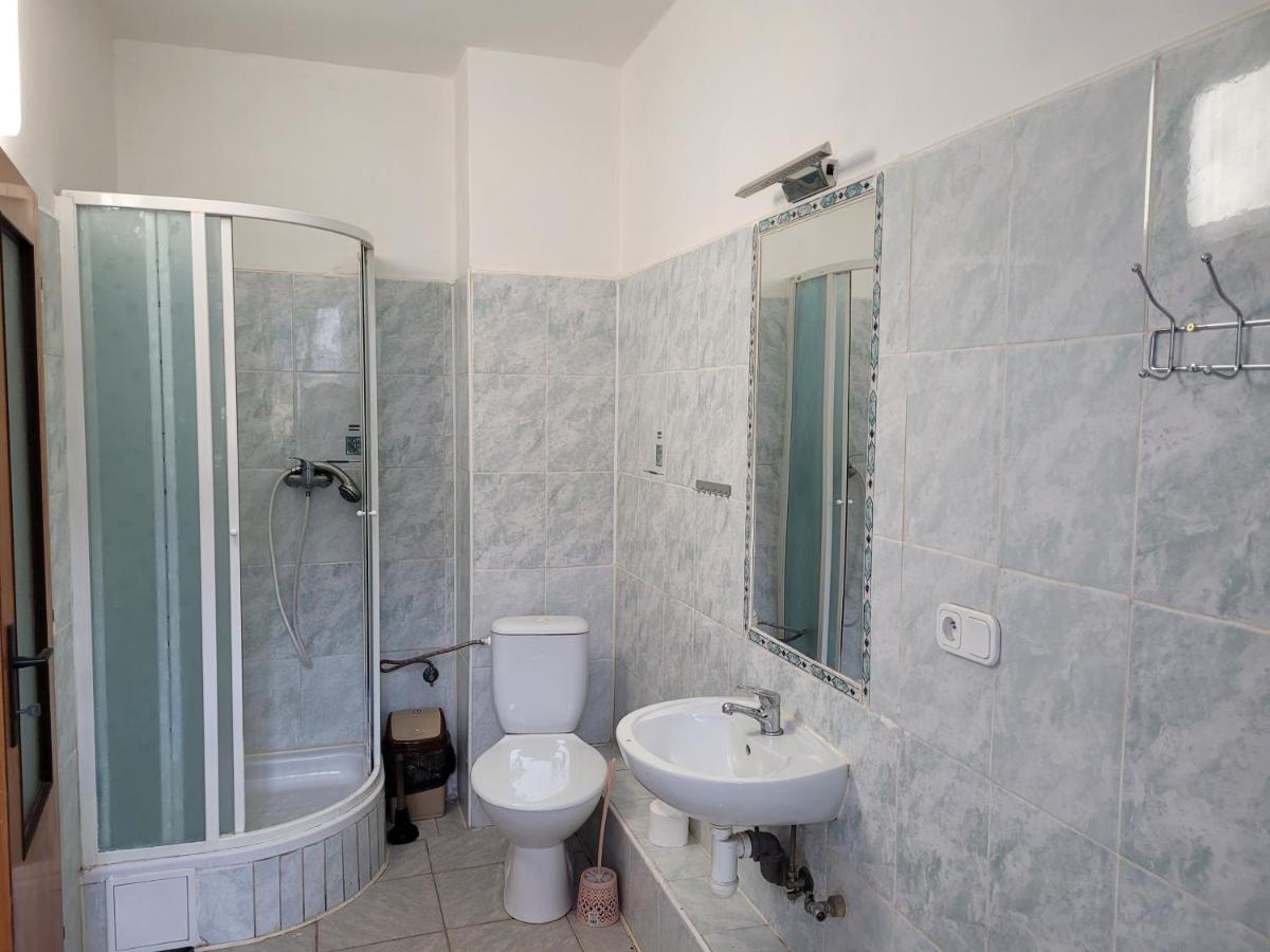 Studentska Apartments Karlovy Vary Ngoại thất bức ảnh