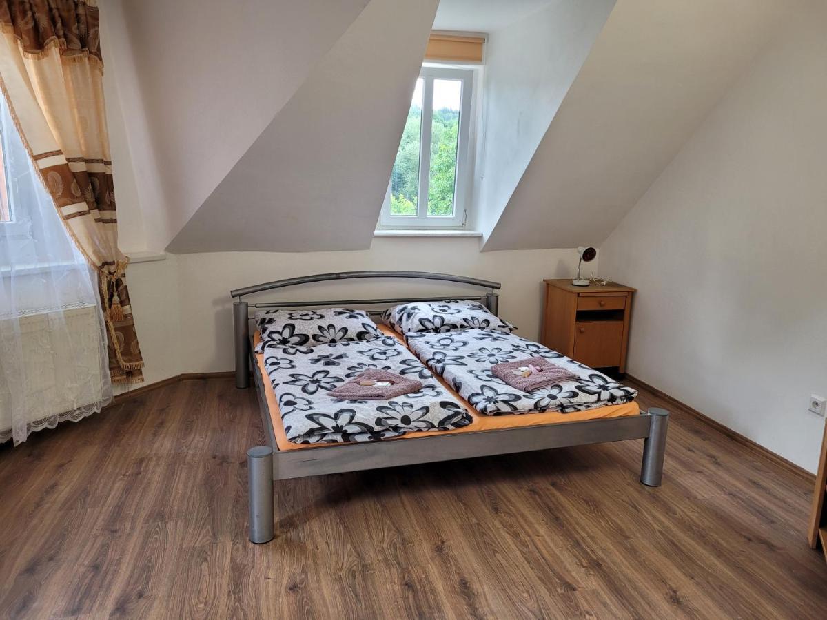 Studentska Apartments Karlovy Vary Ngoại thất bức ảnh